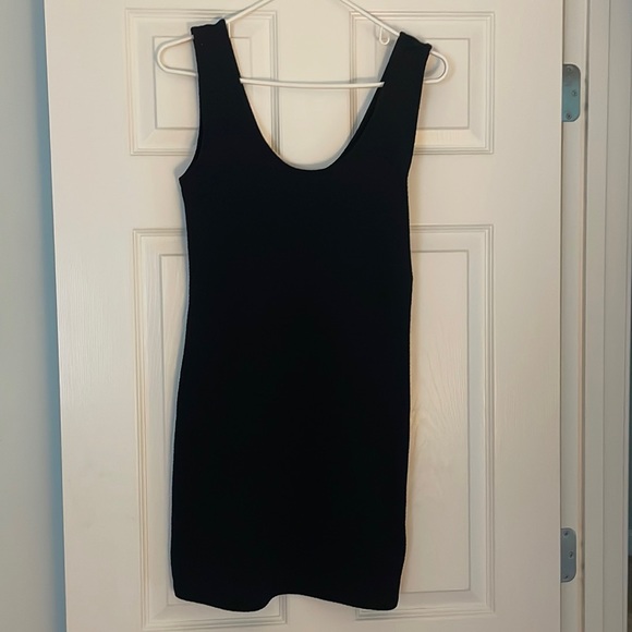 Perfect little black dress - Picture 1 of 2